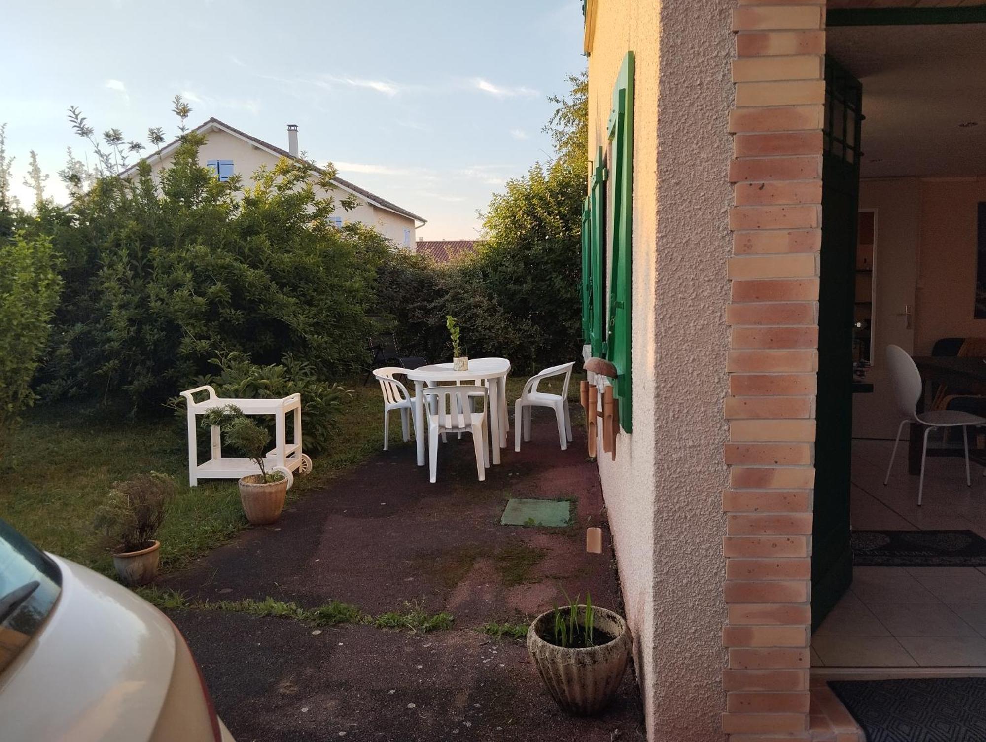 L'Escale Thermale Montrond-les-Bains Esterno foto